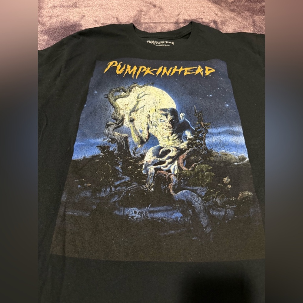 Pumpkin head horror movie shirt 🎃🖤 - Picture 2 of 3